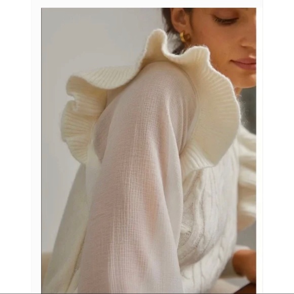 NWT Anthropologie White Ruffled Knit Puff Sleeve Sweater xs - Picture 3 of 14
